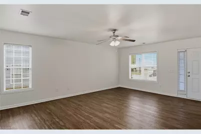 4020 Tarrant Trace Circle, High Point, NC 27265 - Photo 4