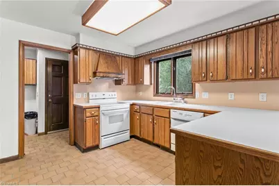 5415 Ashbey Lane, Summerfield, NC 27358 - Photo 14