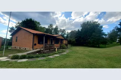 120 Kirkman Road, Mount Airy, NC 27030 - Photo 4