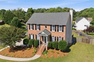 3718 Squirewood Dr, Clemmons, NC 27012 - Photo 4