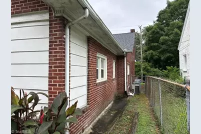 410 N Cedar Street, Greensboro, NC 27401 - Photo 6