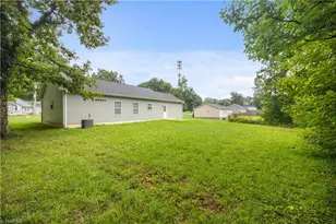 204 Quail Dr, Winston-Salem, NC 27105 - Photo 20