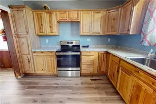 317 W Atkins St, Dobson, NC 27017 - Photo 2