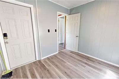 317 W Atkins Street, Dobson, NC 27017 - Photo 10
