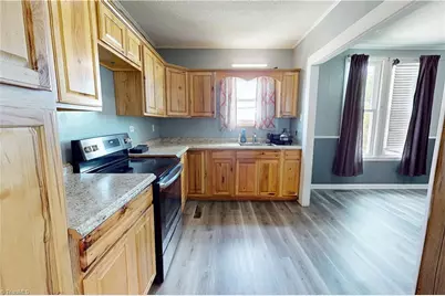 317 W Atkins Street, Dobson, NC 27017 - Photo 4