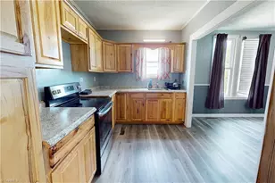317 W Atkins St, Dobson, NC 27017 - Photo 4