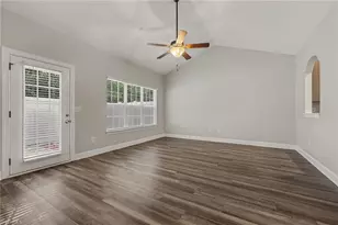 141 Chestnut Bend Dr, Greensboro, NC 27406 - Photo 10