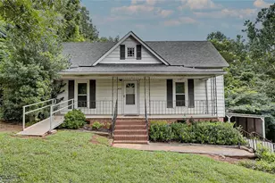426 W Main St, Franklinville, NC 27248 - Photo 1