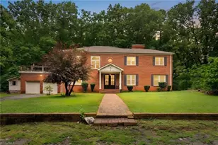301 Carolina Ave, Asheboro, NC 27203 - Photo 1