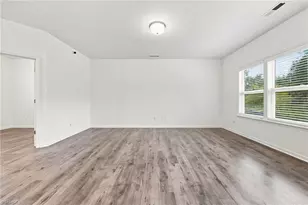 1843 Gatehouse Vw Dr, Winston-Salem, NC 27127 - Photo 6