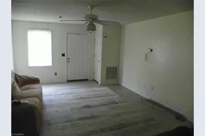 189 High Bluff Drive, Lexington, NC 27295 - Photo 12