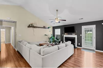 705 Eagle Point Drive, Kernersville, NC 27284 - Photo 8