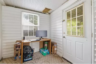 3914 Macarthur Road, Winston-Salem, NC 27107 - Photo 8