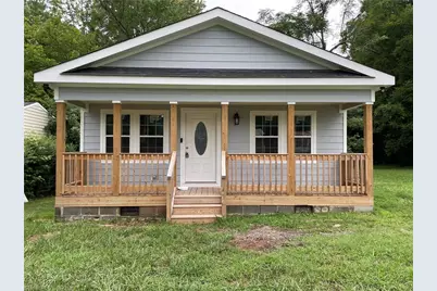 513 W Dameron Avenue, Liberty, NC 27298 - Photo 1