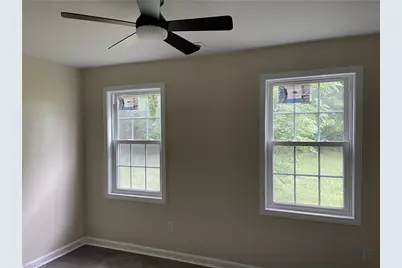 513 W Dameron Avenue, Liberty, NC 27298 - Photo 6