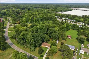 5703 Summit Ave, Browns Summit, NC 27214 - Photo 32