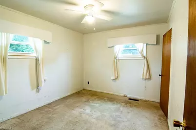 605 E Morehead Street, Reidsville, NC 27320 - Photo 14