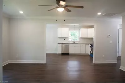 1000 Pine Circle Drive, High Point, NC 27265 - Photo 10