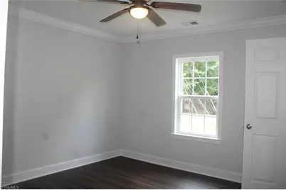 1000 Pine Circle Drive, High Point, NC 27265 - Photo 8