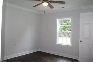 1000 Pine Cir Dr, High Point, NC 27265 - Photo 8