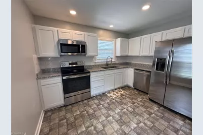 2740 Bridgeport Drive, Winston-Salem, NC 27103 - Photo 6