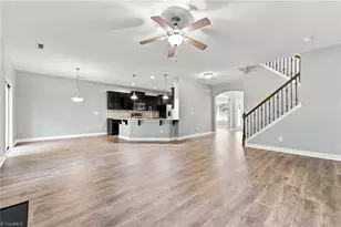 5409 Torwood Dr, Greensboro, NC 27409 - Photo 8