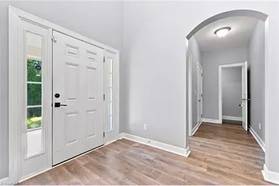 5409 Torwood Drive, Greensboro, NC 27409 - Photo 4