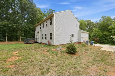 5409 Torwood Drive, Greensboro, NC 27409 - Photo 32