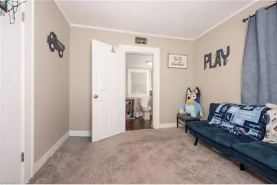 5102 Old Walkertown Road, Winston-Salem, NC 27105 - Photo 24