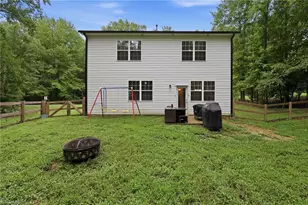527 Dogwood Dr, Liberty, NC 27298 - Photo 24