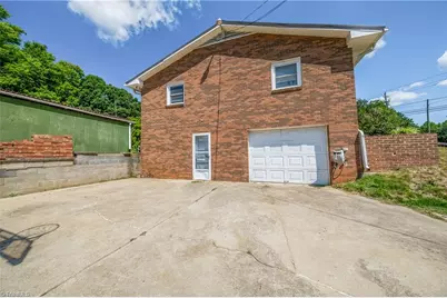 3902 Old Lexington Road, Winston-Salem, NC 27107 - Photo 40