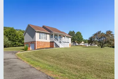 1055 Josephs Lane, Pinnacle, NC 27043 - Photo 1