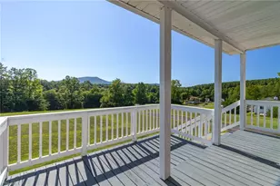 1055 Josephs Ln, Pinnacle, NC 27043 - Photo 4