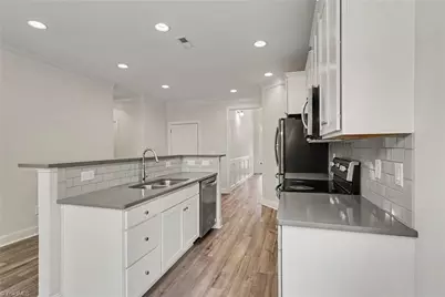 3840 Thistleberry Road, High Point, NC 27265 - Photo 8