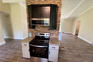 118 Lakeview Cir, Thomasville, NC 27360 - Photo 6