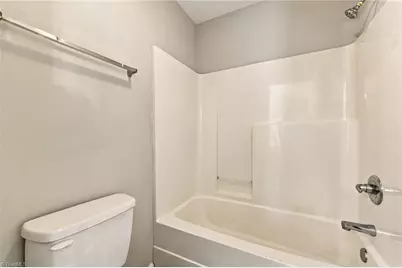 3 Franklinwood Drive, Greensboro, NC 27401 - Photo 16