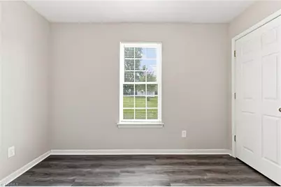 3 Franklinwood Drive, Greensboro, NC 27401 - Photo 22