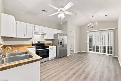 3 Franklinwood Drive, Greensboro, NC 27401 - Photo 12