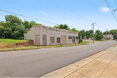 115 N Flanner Street, Burlington, NC 27215 - Photo 4