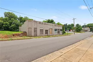 115 N Flanner St, Burlington, NC 27215 - Photo 4