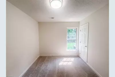 2110 Carlisle Way, High Point, NC 27265 - Photo 8