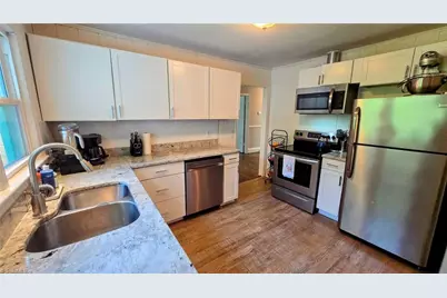 1324 Kenwood Street, Winston-Salem, NC 27103 - Photo 8