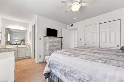 626 Walker Avenue, Greensboro, NC 27401 - Photo 22