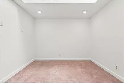 626 Walker Avenue, Greensboro, NC 27401 - Photo 18