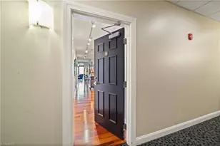 530 N Trade St, Winston-Salem, NC 27101 - Photo 36
