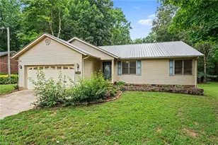 1848 Woodglo Dr, Asheboro, NC 27205 - Photo 2