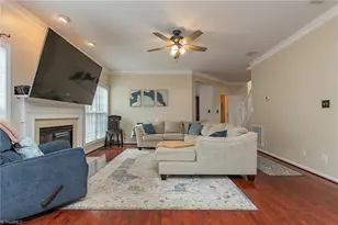 3790 Carvette Ct, High Point, NC 27265 - Photo 8