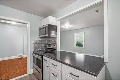 5038 Pinewood Drive #5044, Winston-Salem, NC 27106 - Photo 2