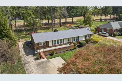 4707 Ramblewood Drive, Greensboro, NC 27406 - Photo 4