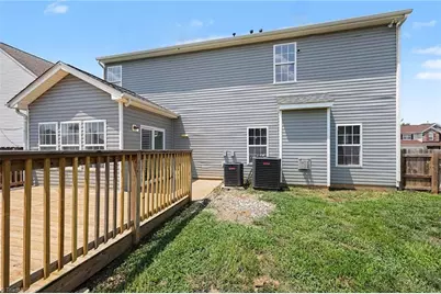 4501 Wolf Run Drive, Greensboro, NC 27406 - Photo 32
